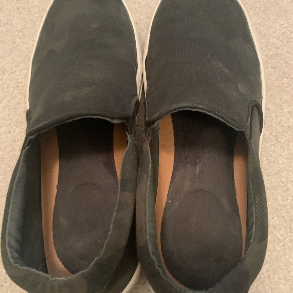 Steve Madden Gils slip on sneakers